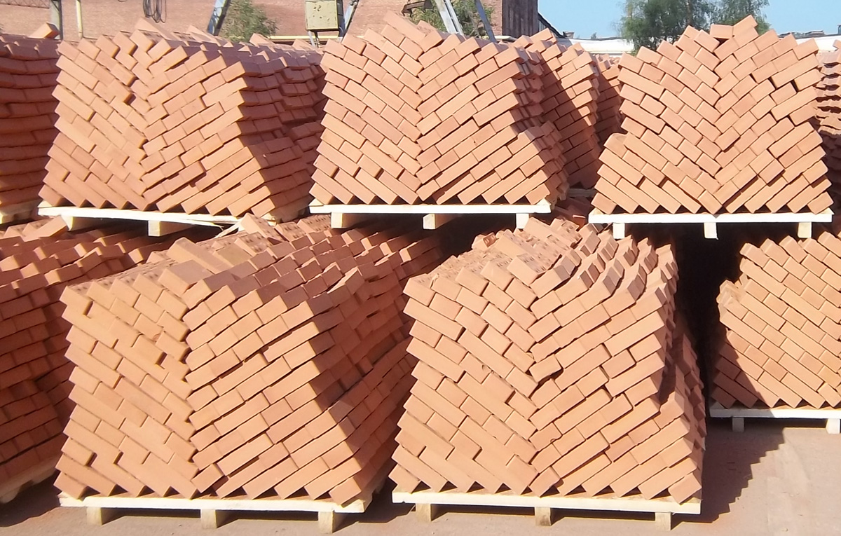 Кирпич полнотелый одинарный (сухопресс) М-150 ОБОЛЬ